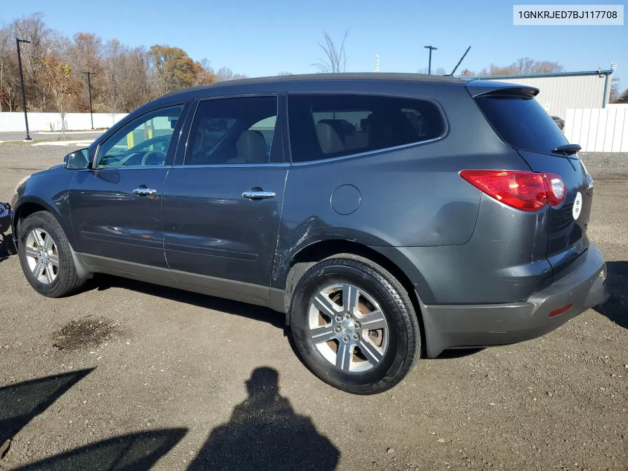 1GNKRJED7BJ117708 2011 Chevrolet Traverse Lt