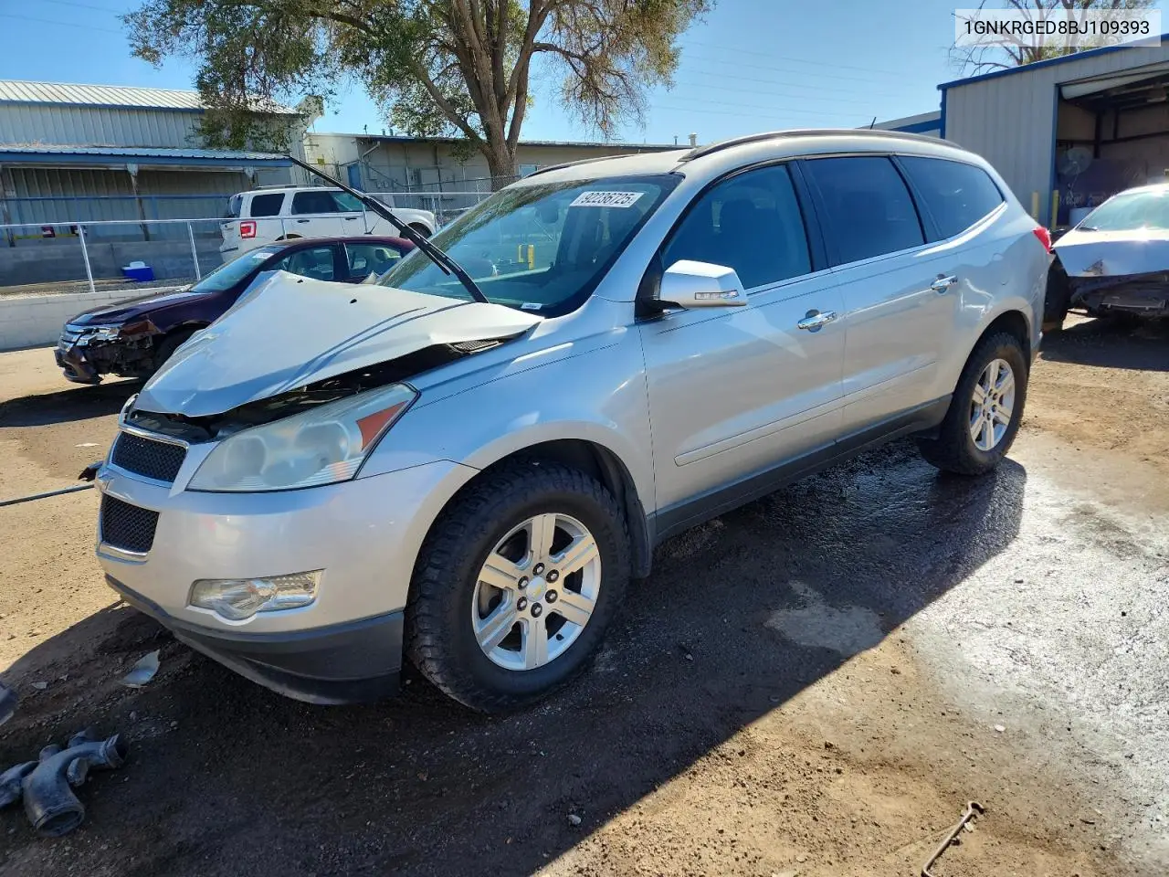 1GNKRGED8BJ109393 2011 Chevrolet Traverse Lt
