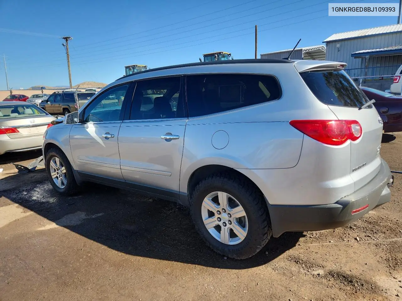 1GNKRGED8BJ109393 2011 Chevrolet Traverse Lt