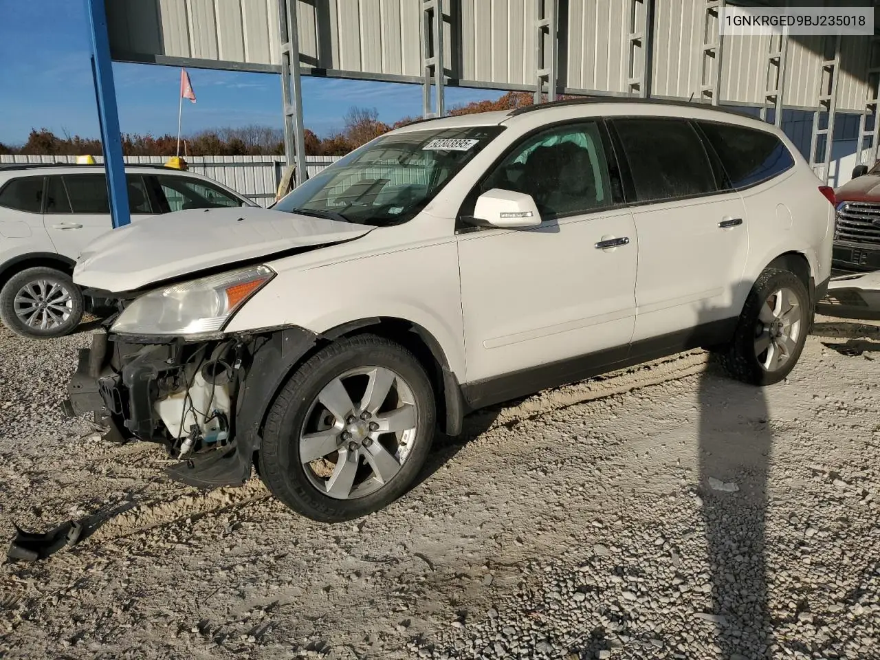 1GNKRGED9BJ235018 2011 Chevrolet Traverse Lt
