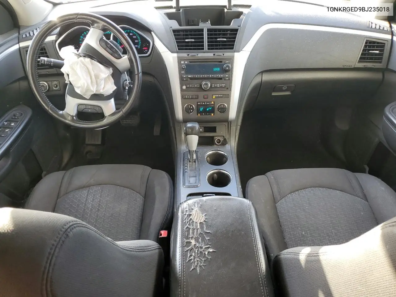 1GNKRGED9BJ235018 2011 Chevrolet Traverse Lt