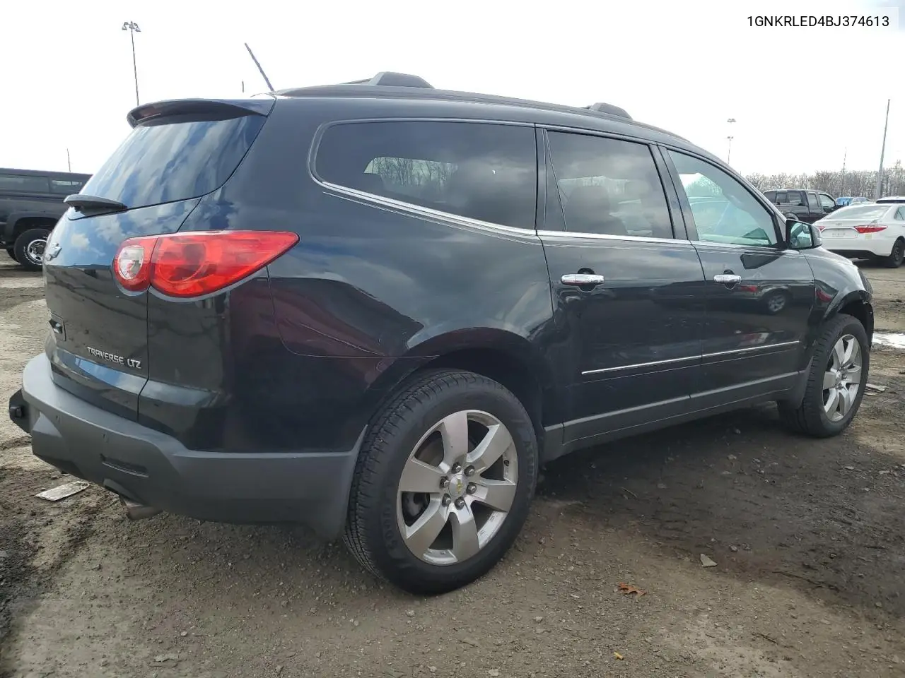 1GNKRLED4BJ374613 2011 Chevrolet Traverse Ltz