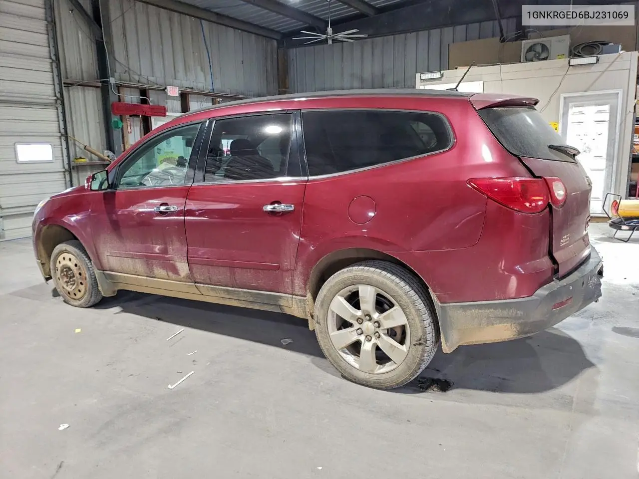 1GNKRGED6BJ231069 2011 Chevrolet Traverse Lt