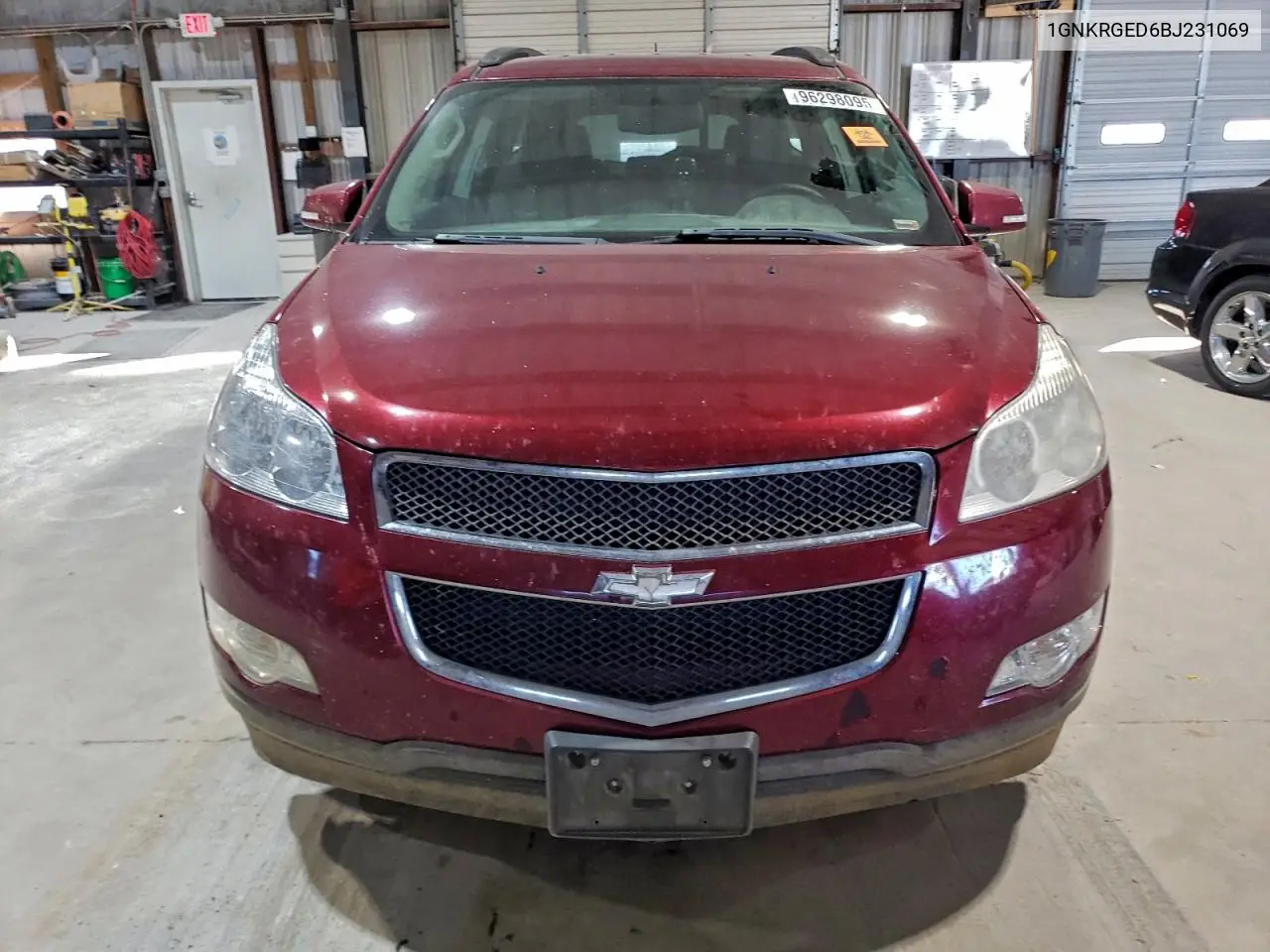 1GNKRGED6BJ231069 2011 Chevrolet Traverse Lt