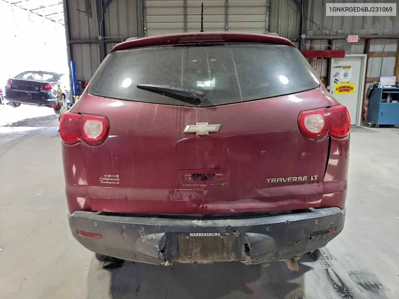 1GNKRGED6BJ231069 2011 Chevrolet Traverse Lt