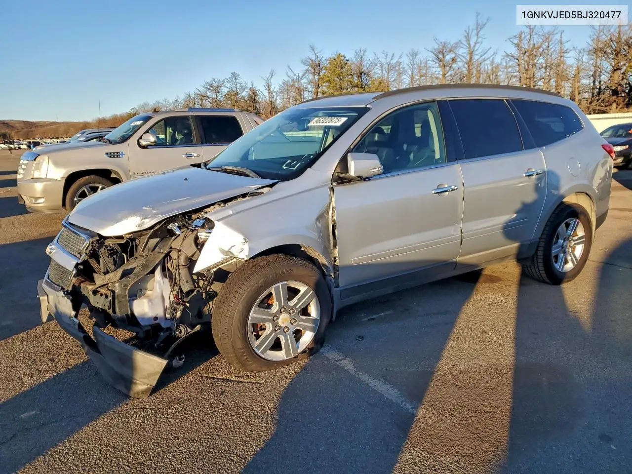 1GNKVJED5BJ320477 2011 Chevrolet Traverse Lt