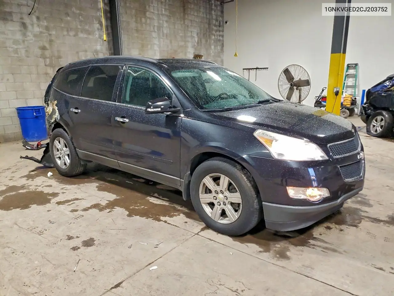 1GNKVGED2CJ203752 2012 Chevrolet Traverse Lt