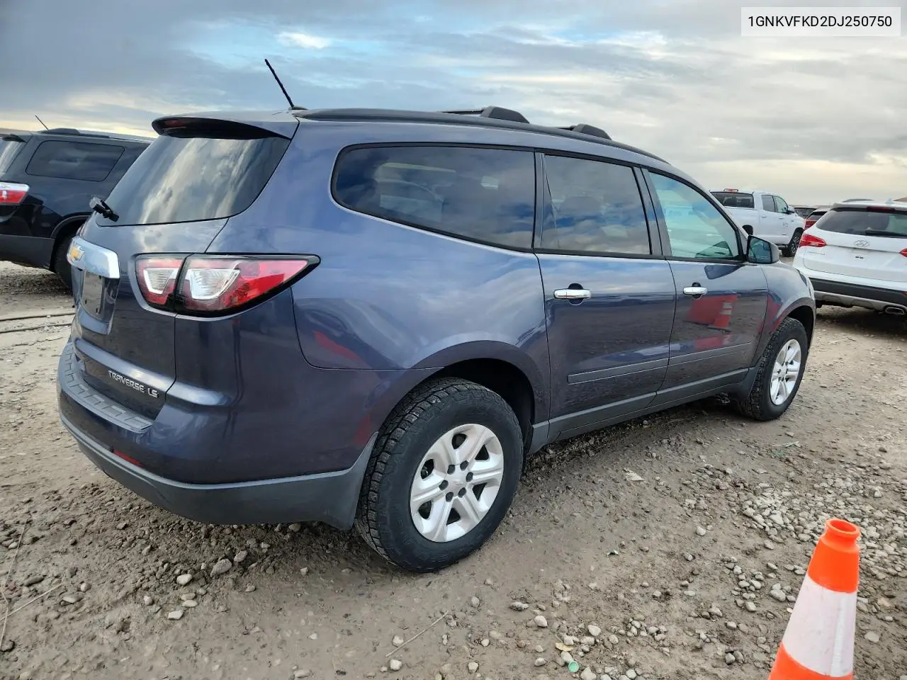 1GNKVFKD2DJ250750 2013 Chevrolet Traverse Ls