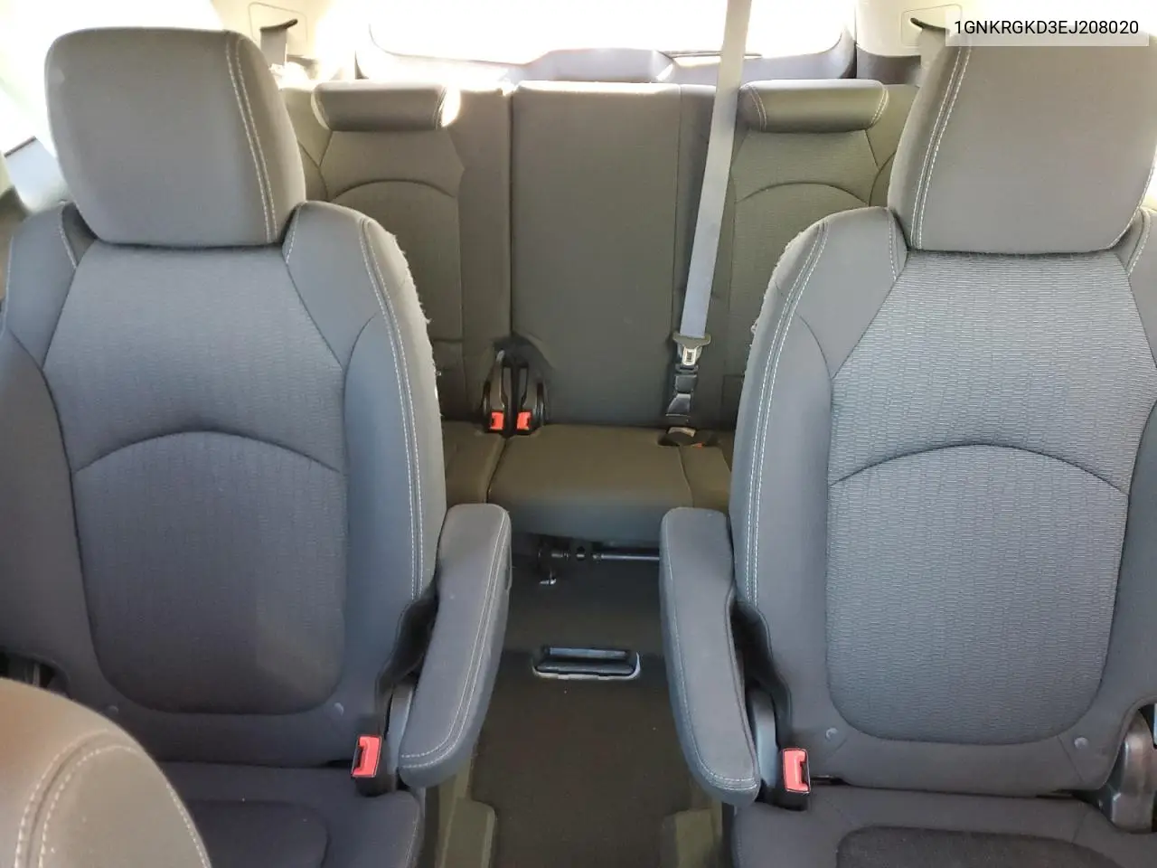 1GNKRGKD3EJ208020 2014 Chevrolet Traverse Lt