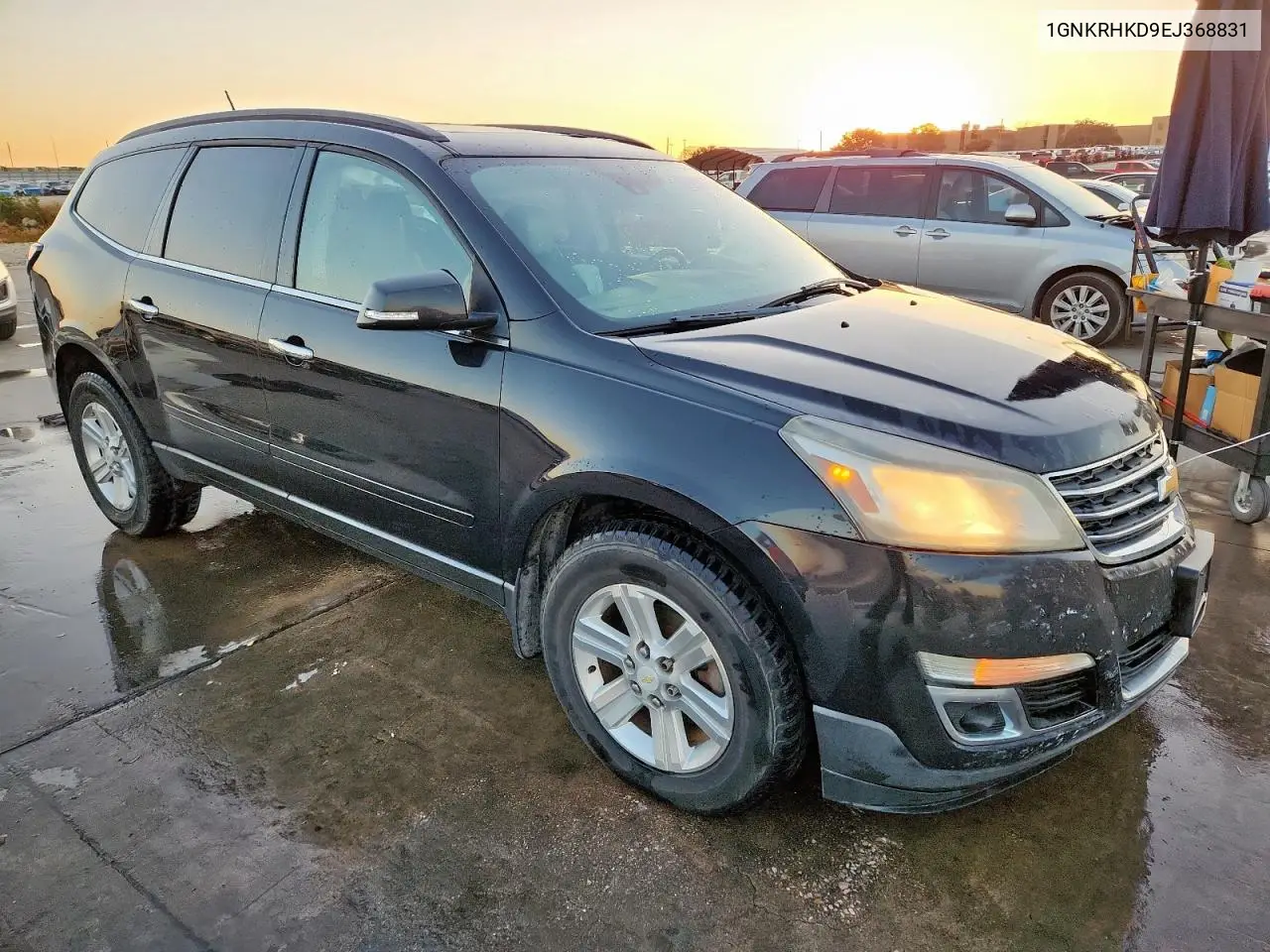 1GNKRHKD9EJ368831 2014 Chevrolet Traverse Lt