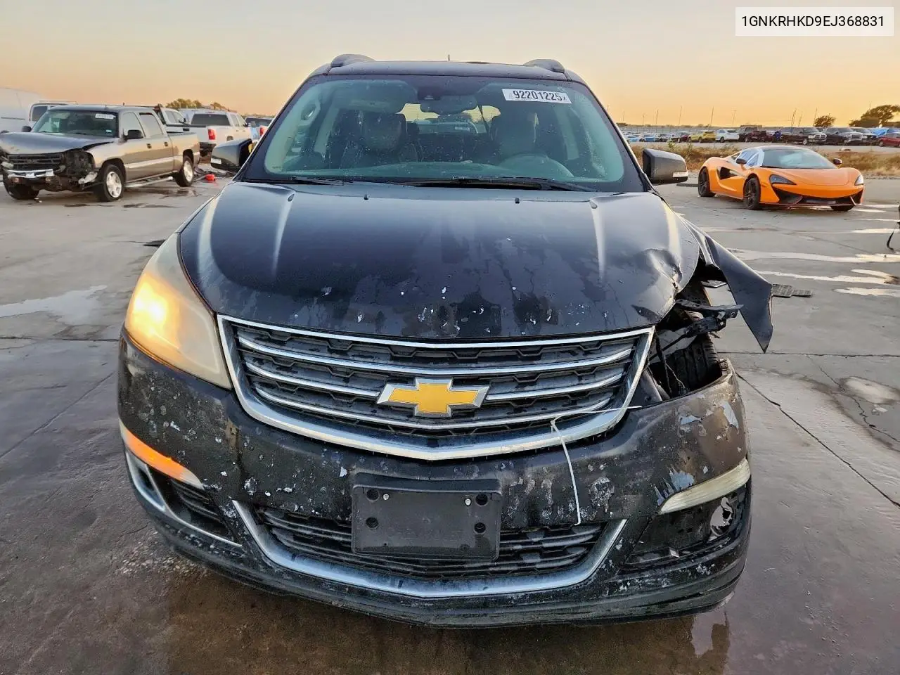 1GNKRHKD9EJ368831 2014 Chevrolet Traverse Lt