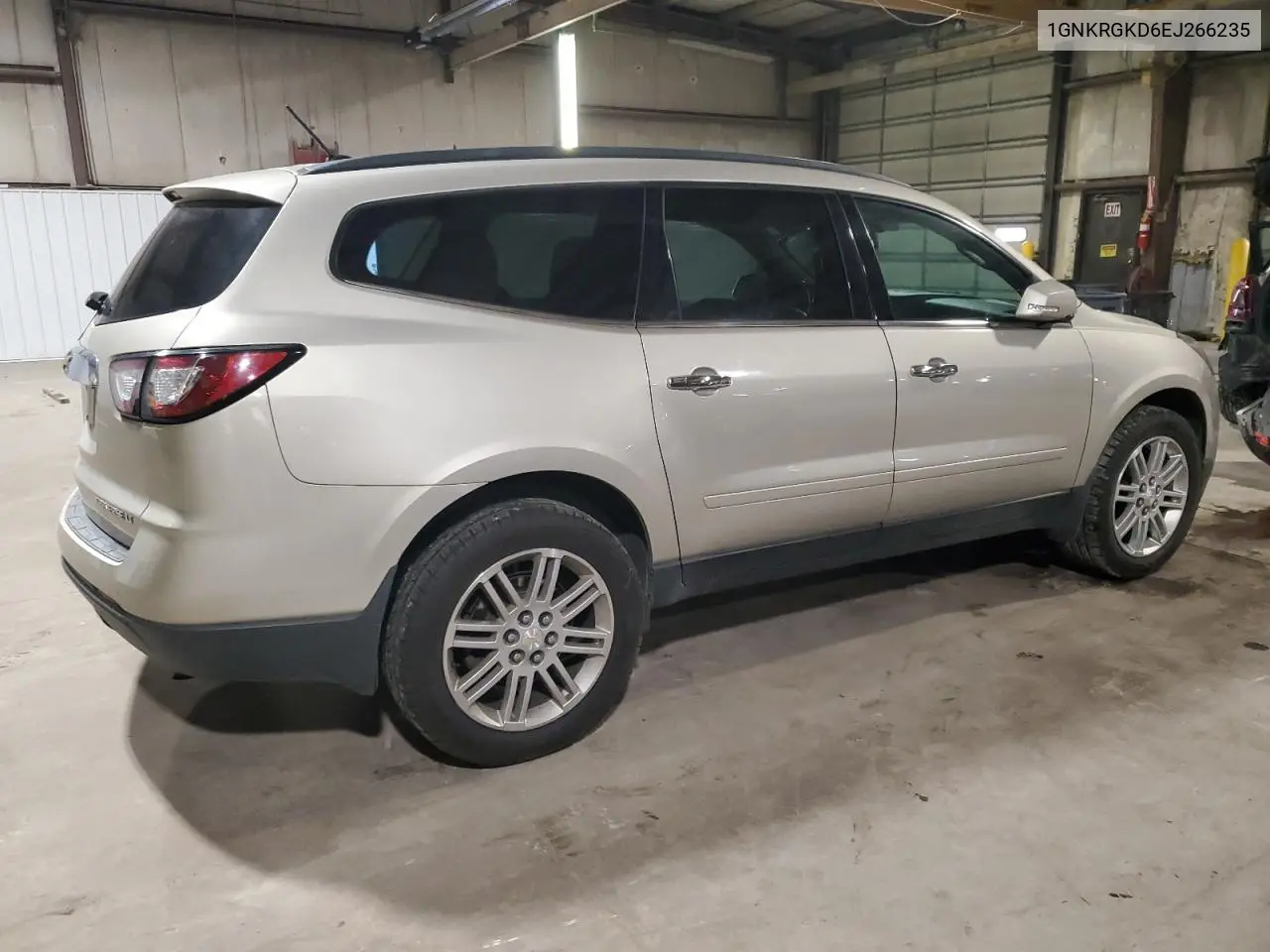 1GNKRGKD6EJ266235 2014 Chevrolet Traverse Lt