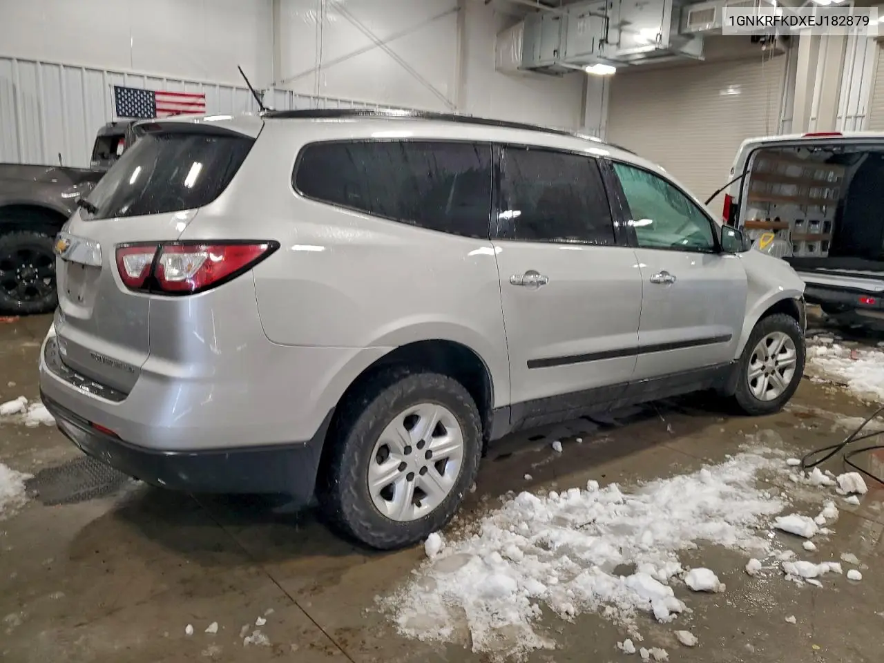 1GNKRFKDXEJ182879 2014 Chevrolet Traverse Ls