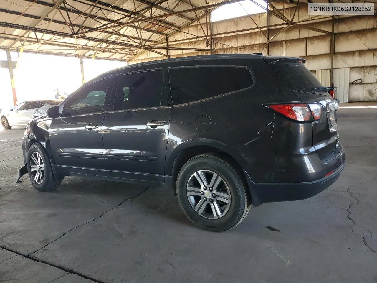 1GNKRHKD6GJ128252 2016 Chevrolet Traverse Lt