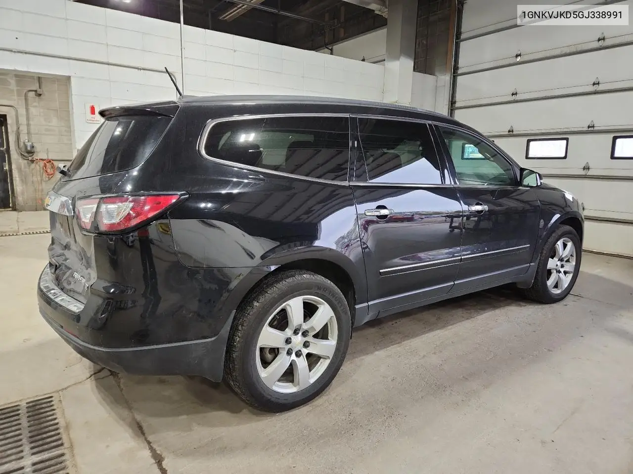 1GNKVJKD5GJ338991 2016 Chevrolet Traverse Ltz