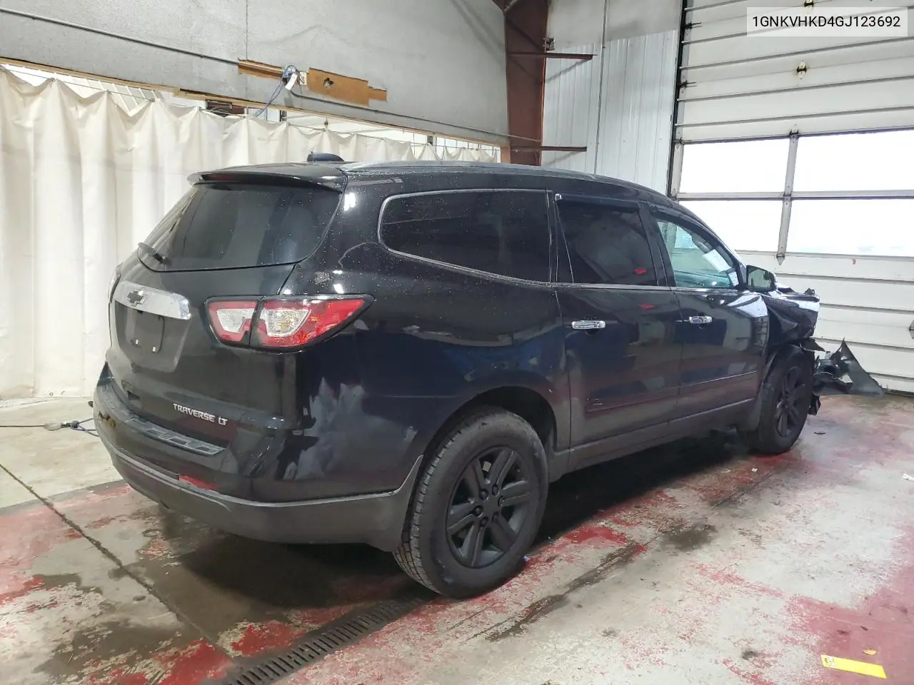 1GNKVHKD4GJ123692 2016 Chevrolet Traverse Lt
