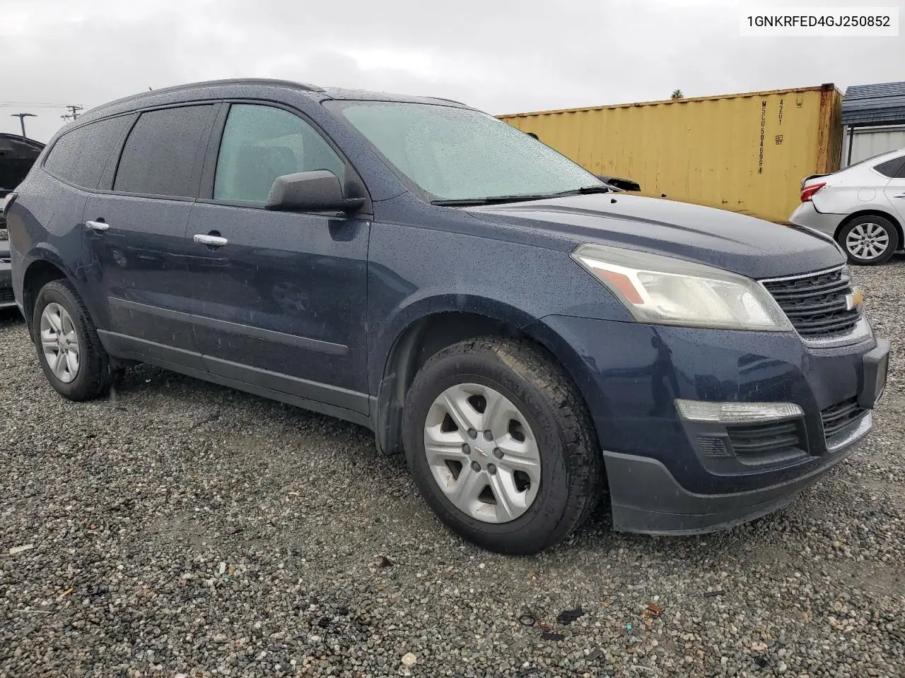 1GNKRFED4GJ250852 2016 Chevrolet Traverse Ls