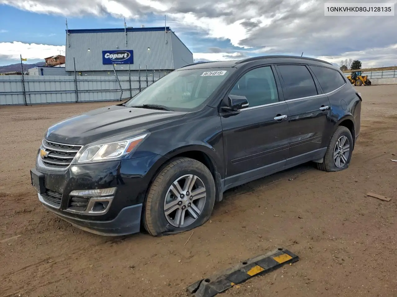 1GNKVHKD8GJ128135 2016 Chev Traverse Lt