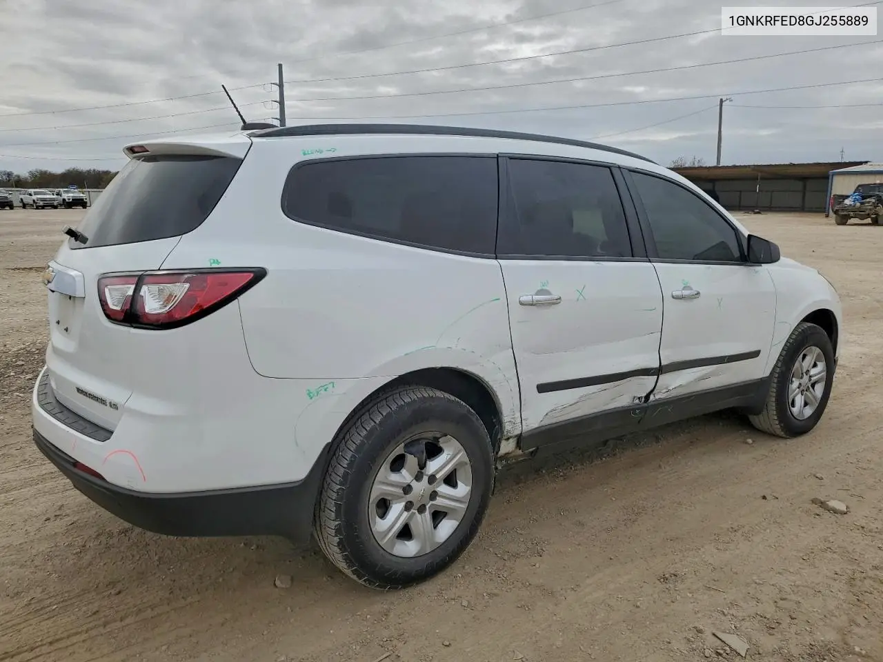 1GNKRFED8GJ255889 2016 Chevrolet Traverse Ls
