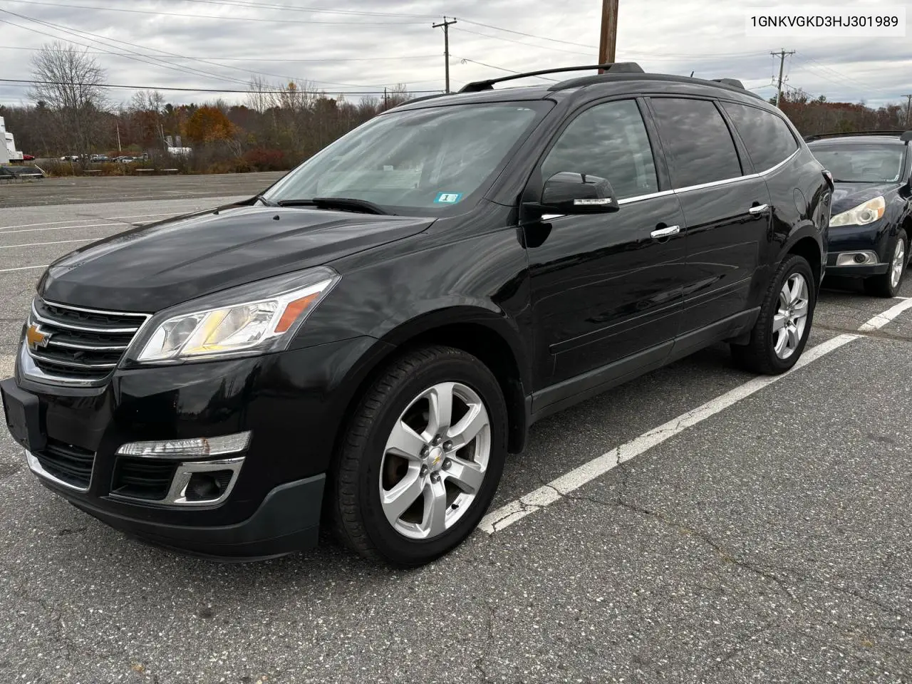 1GNKVGKD3HJ301989 2017 Chevrolet Traverse Lt