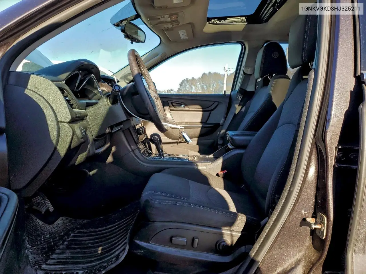 1GNKVGKD3HJ325211 2017 Chevrolet Traverse Lt