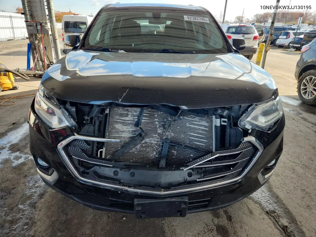1GNEVGKW3JJ130195 2018 Chevrolet Traverse Lt