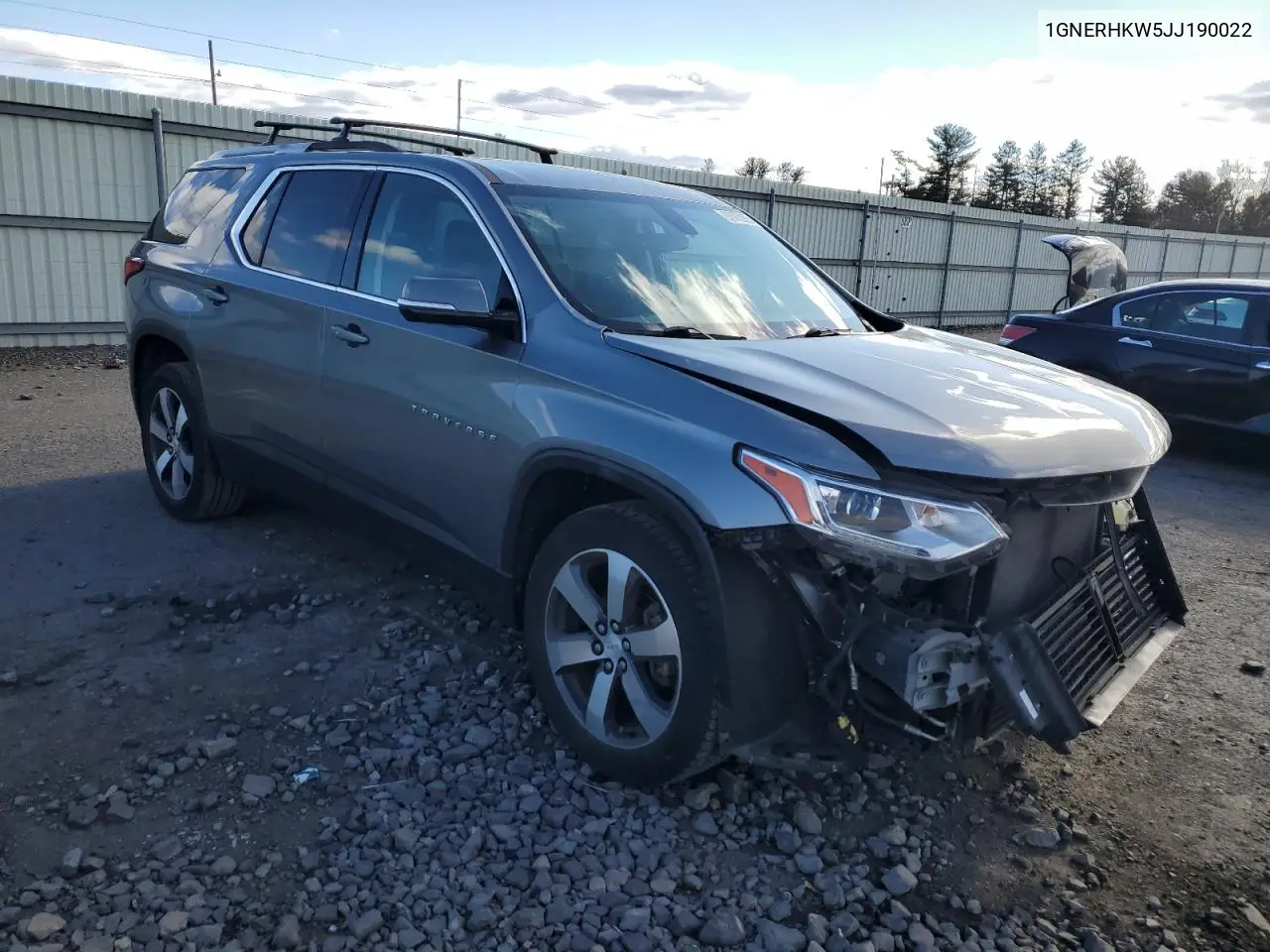 1GNERHKW5JJ190022 2018 Chevrolet Traverse Lt
