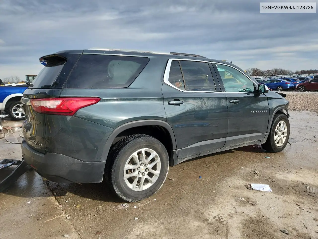 1GNEVGKW9JJ123736 2018 Chevrolet Traverse Lt