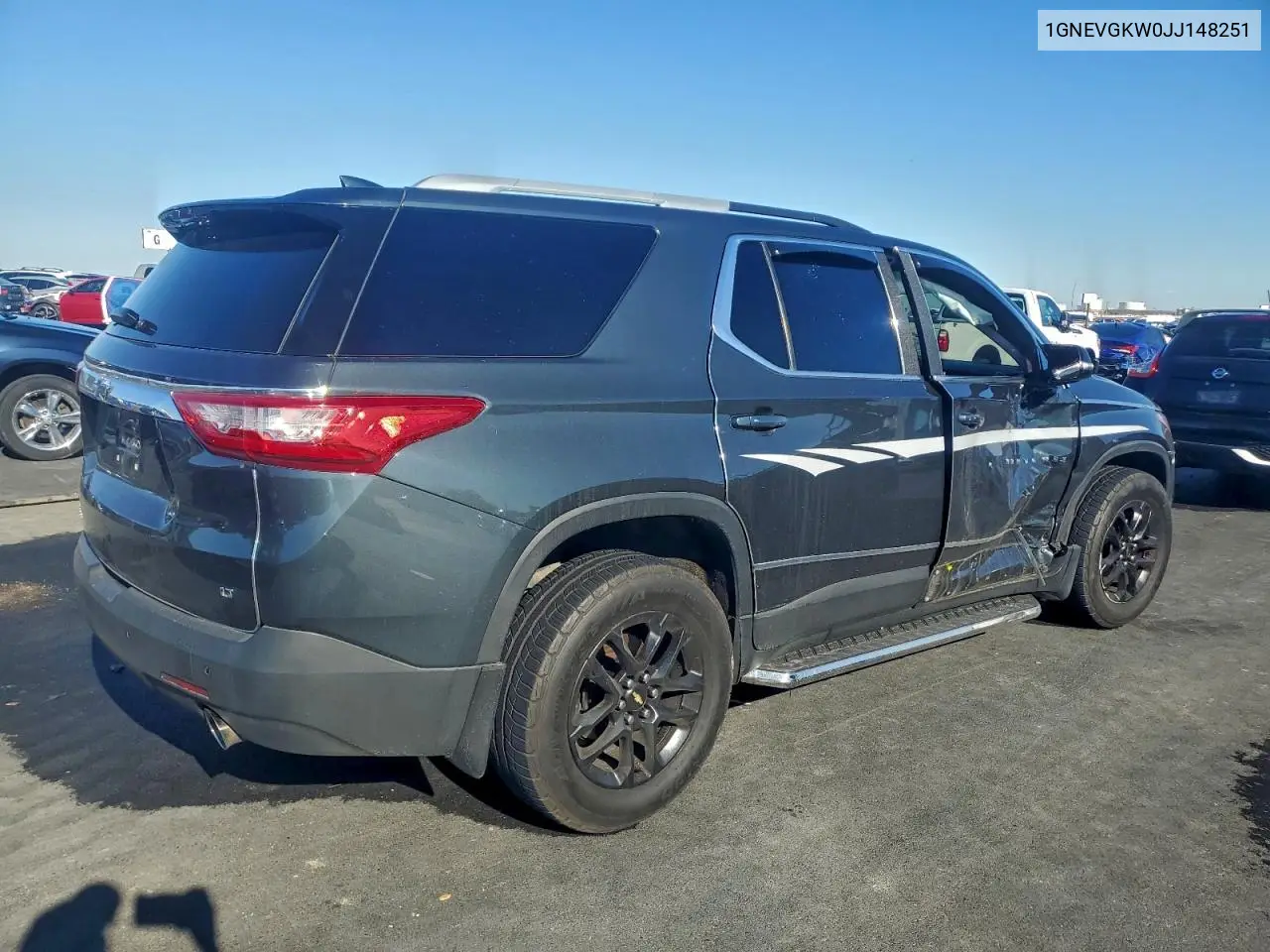 1GNEVGKW0JJ148251 2018 Chevrolet Traverse Lt