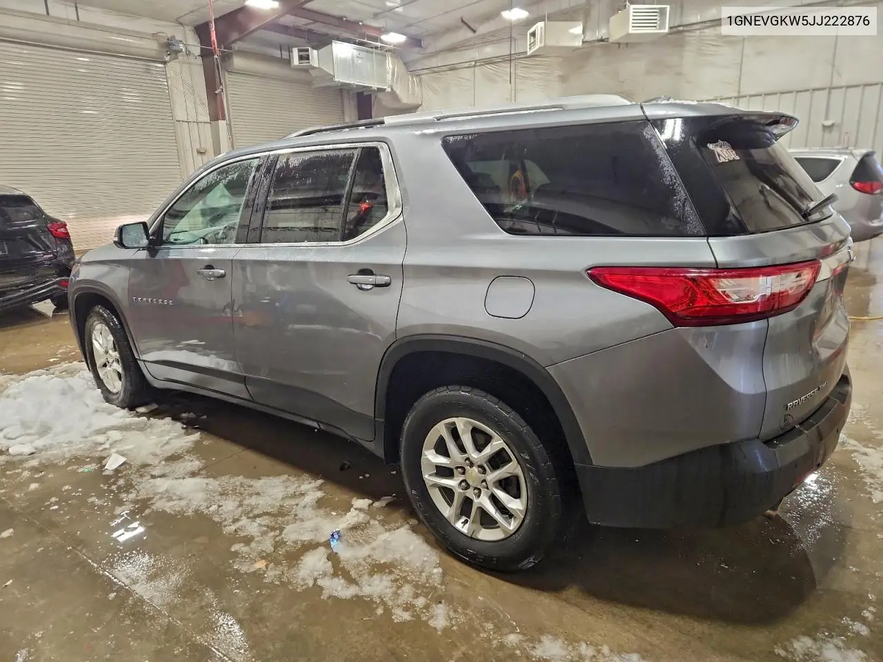 1GNEVGKW5JJ222876 2018 Chevrolet Traverse Lt