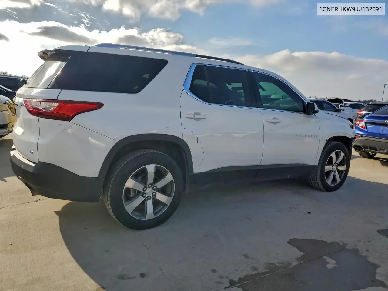 1GNERHKW9JJ132091 2018 Chevrolet Traverse Lt