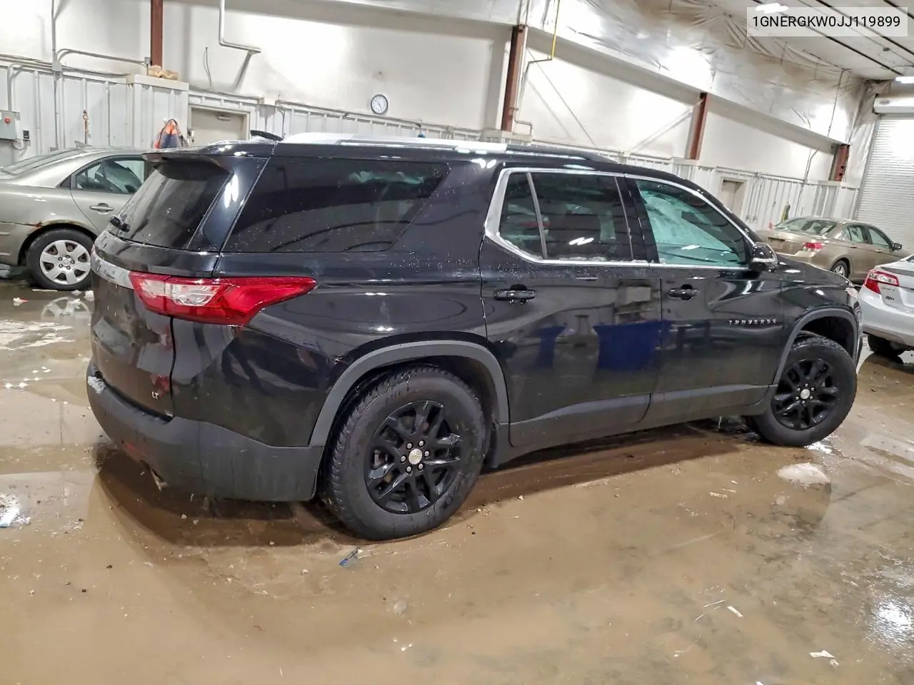 1GNERGKW0JJ119899 2018 Chevrolet Traverse Lt