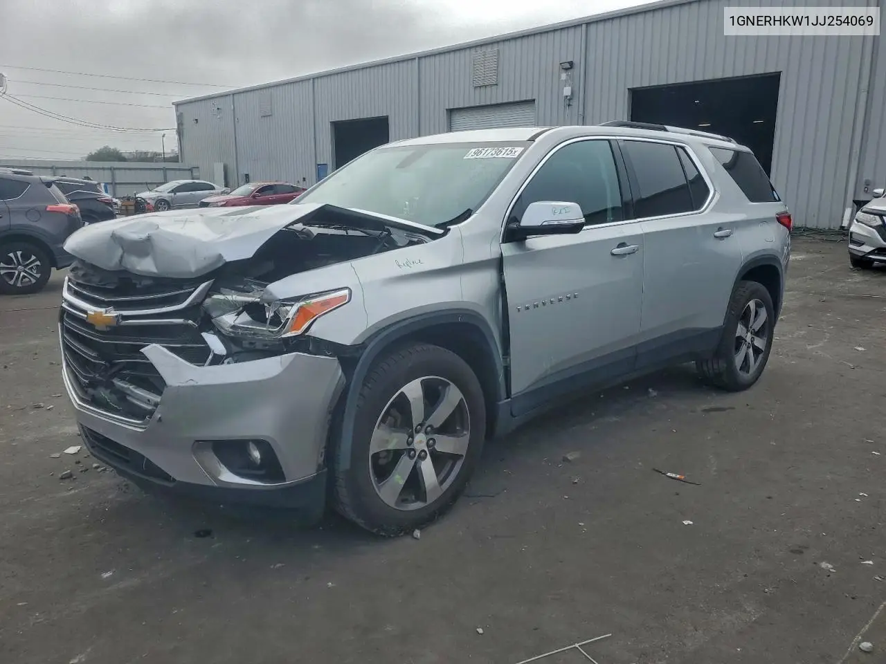 1GNERHKW1JJ254069 2018 Chevrolet Traverse Lt