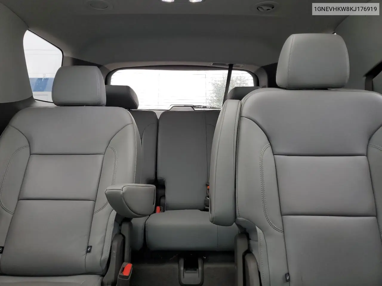 1GNEVHKW8KJ176919 2019 Chevrolet Traverse Lt