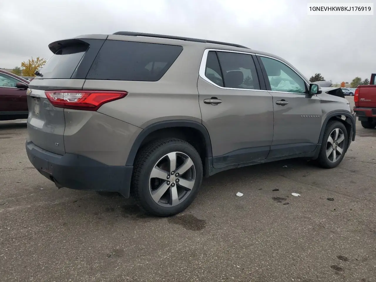 1GNEVHKW8KJ176919 2019 Chevrolet Traverse Lt