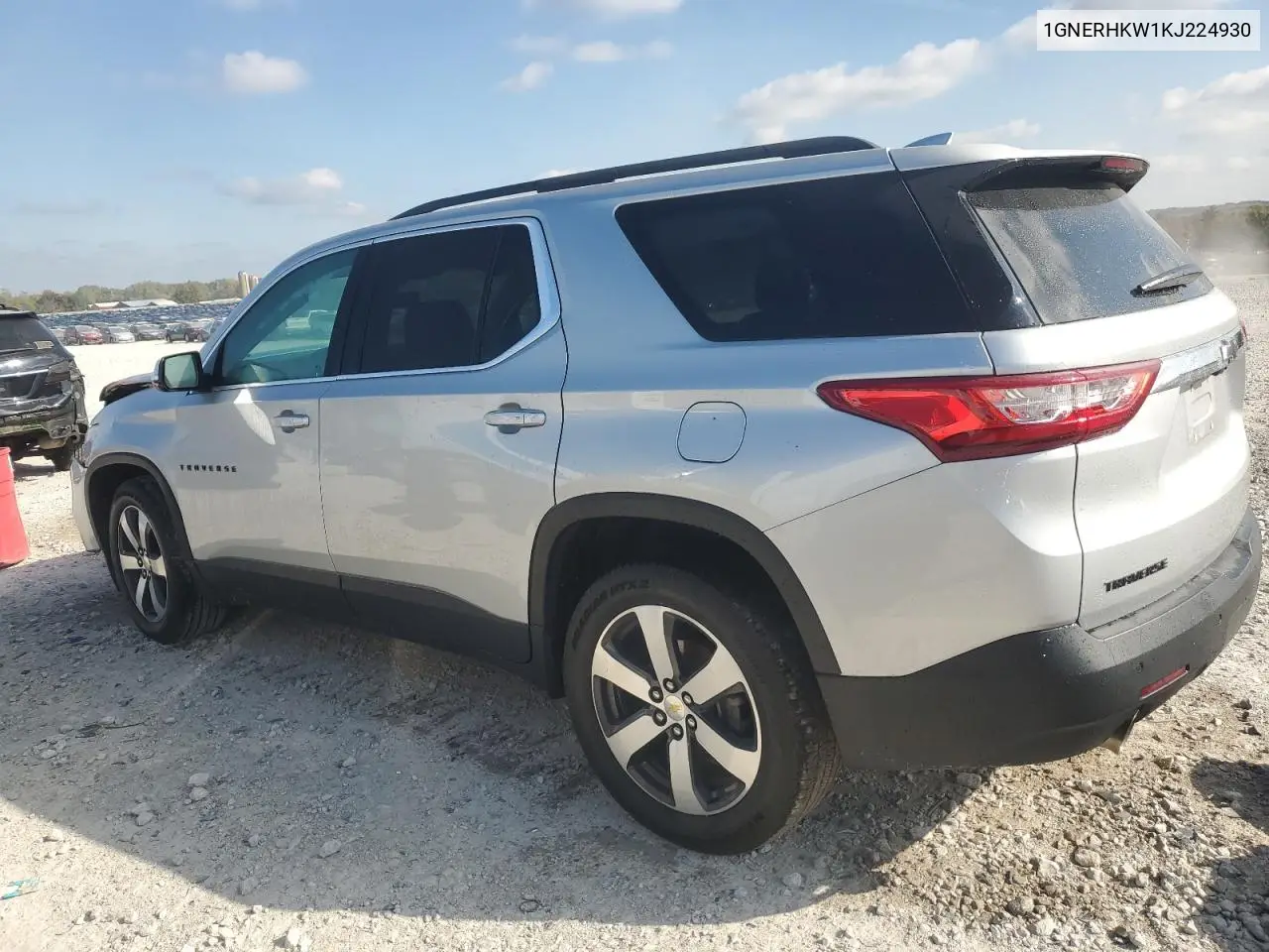 1GNERHKW1KJ224930 2019 Chevrolet Traverse Lt