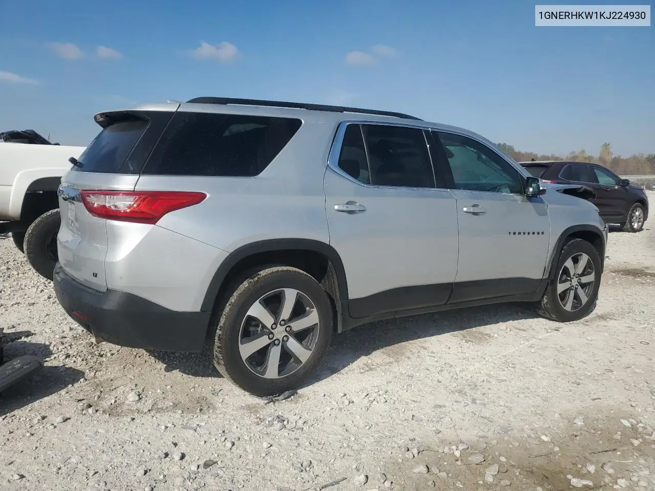 1GNERHKW1KJ224930 2019 Chevrolet Traverse Lt
