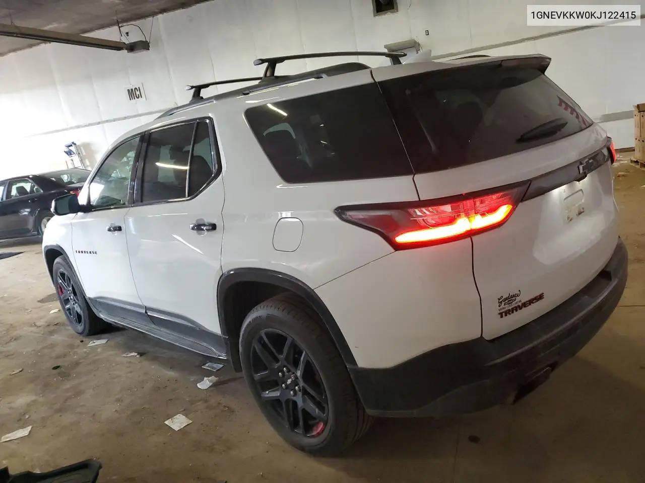 1GNEVKKW0KJ122415 2019 Chevrolet Traverse Premier