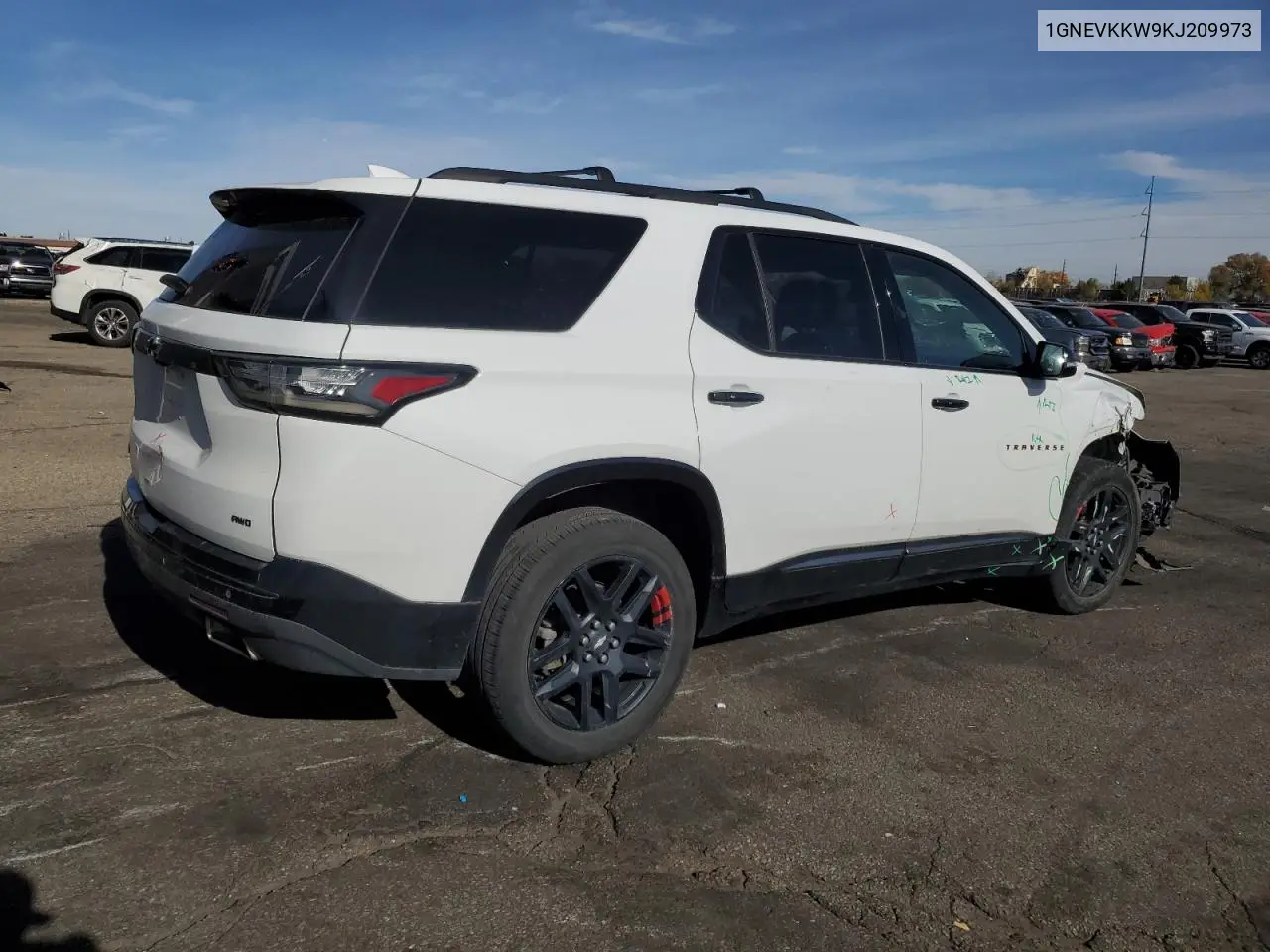 1GNEVKKW9KJ209973 2019 Chevrolet Traverse Premier
