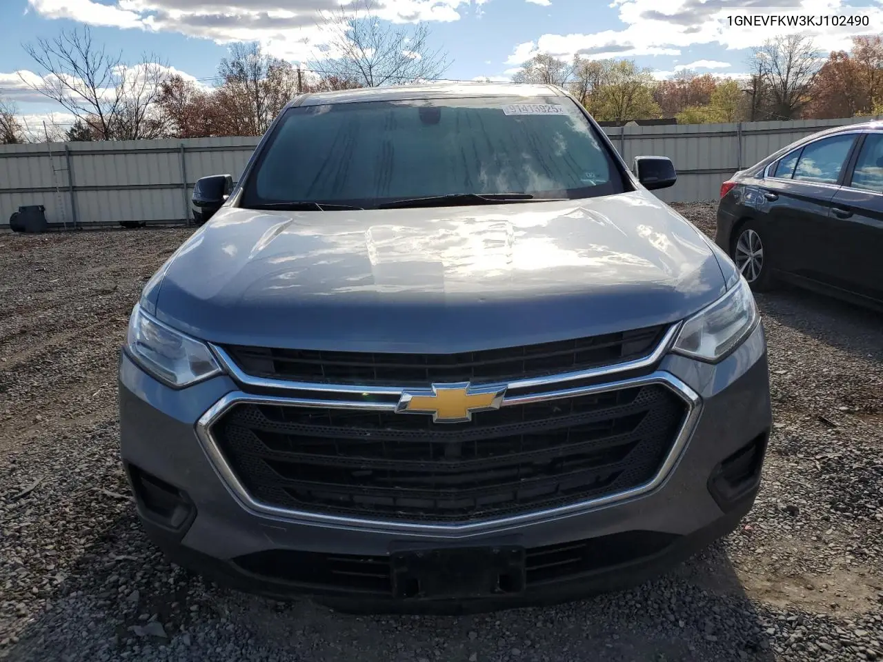 1GNEVFKW3KJ102490 2019 Chevrolet Traverse Ls