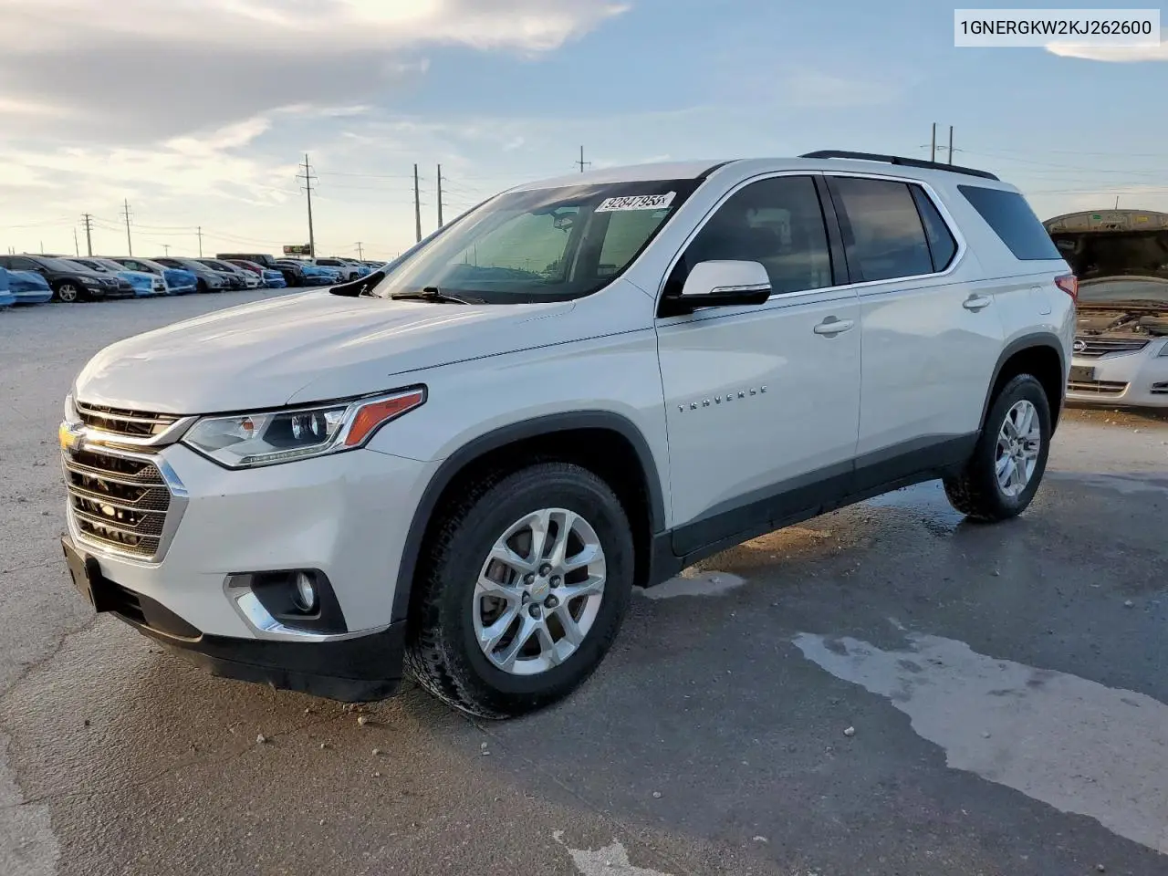 1GNERGKW2KJ262600 2019 Chevrolet Traverse Lt