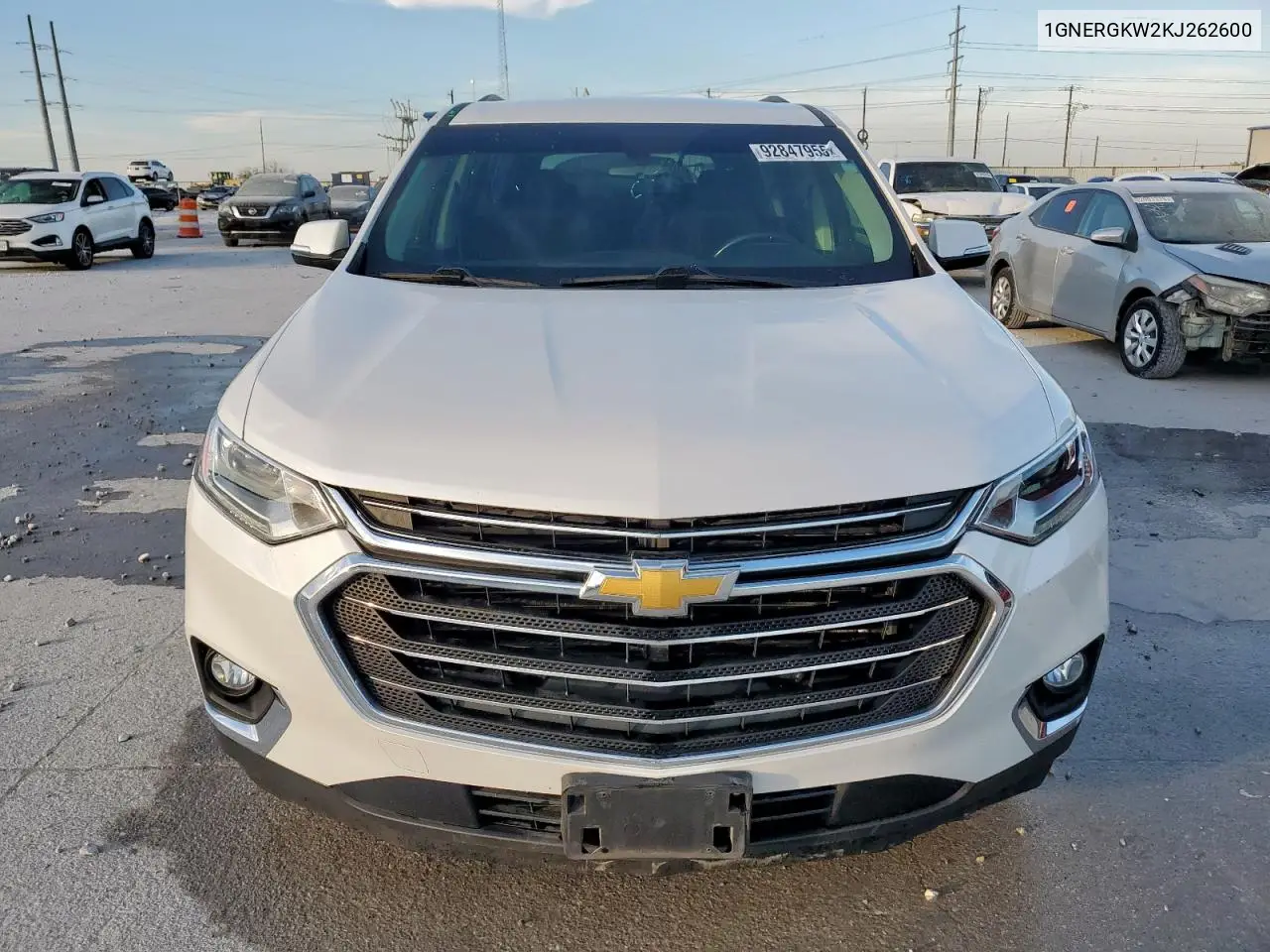 1GNERGKW2KJ262600 2019 Chevrolet Traverse Lt