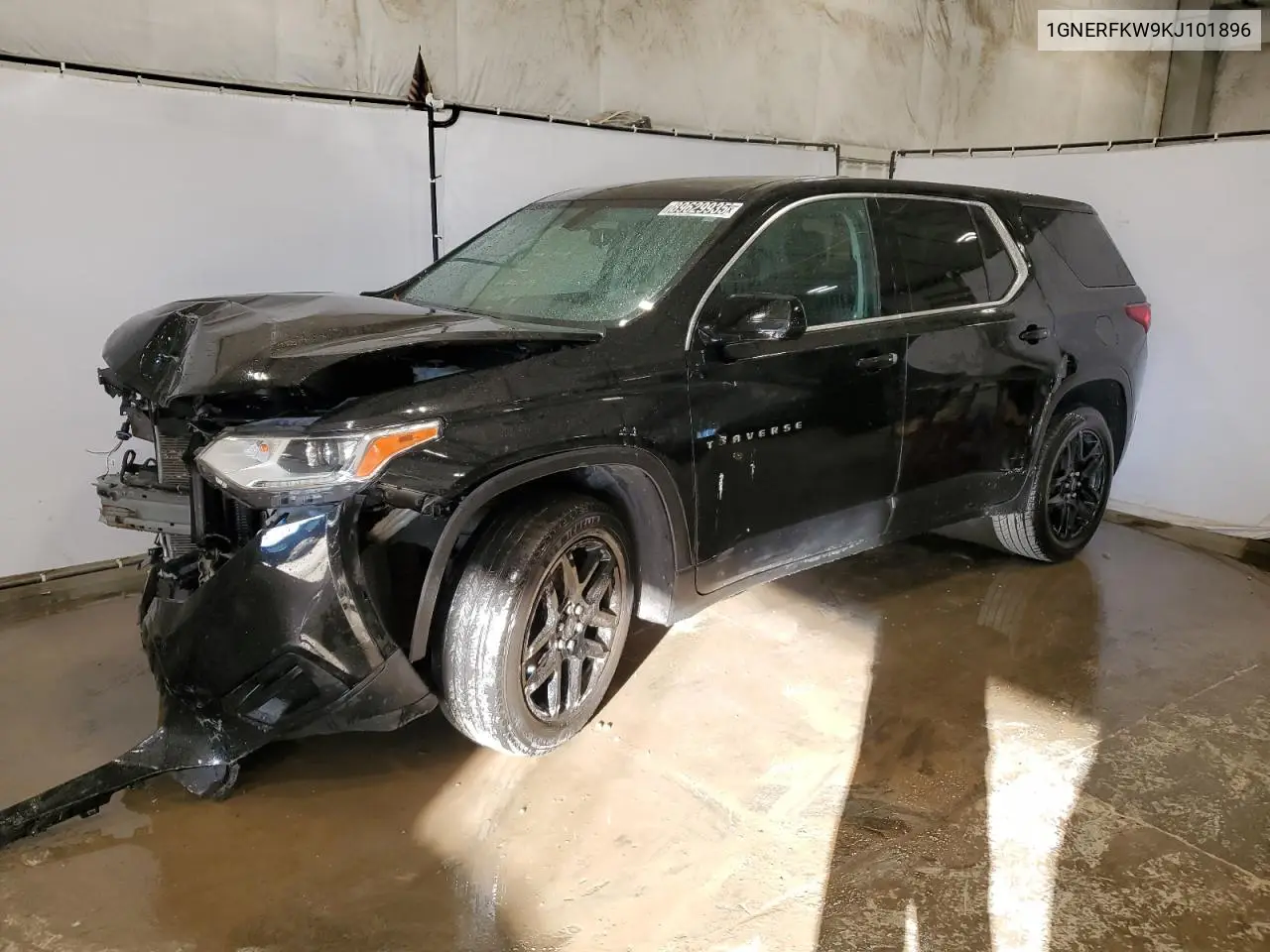 1GNERFKW9KJ101896 2019 Chevrolet Traverse Ls