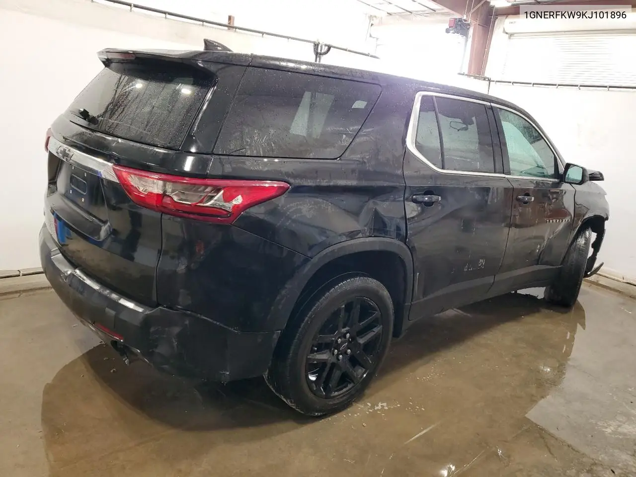 1GNERFKW9KJ101896 2019 Chevrolet Traverse Ls