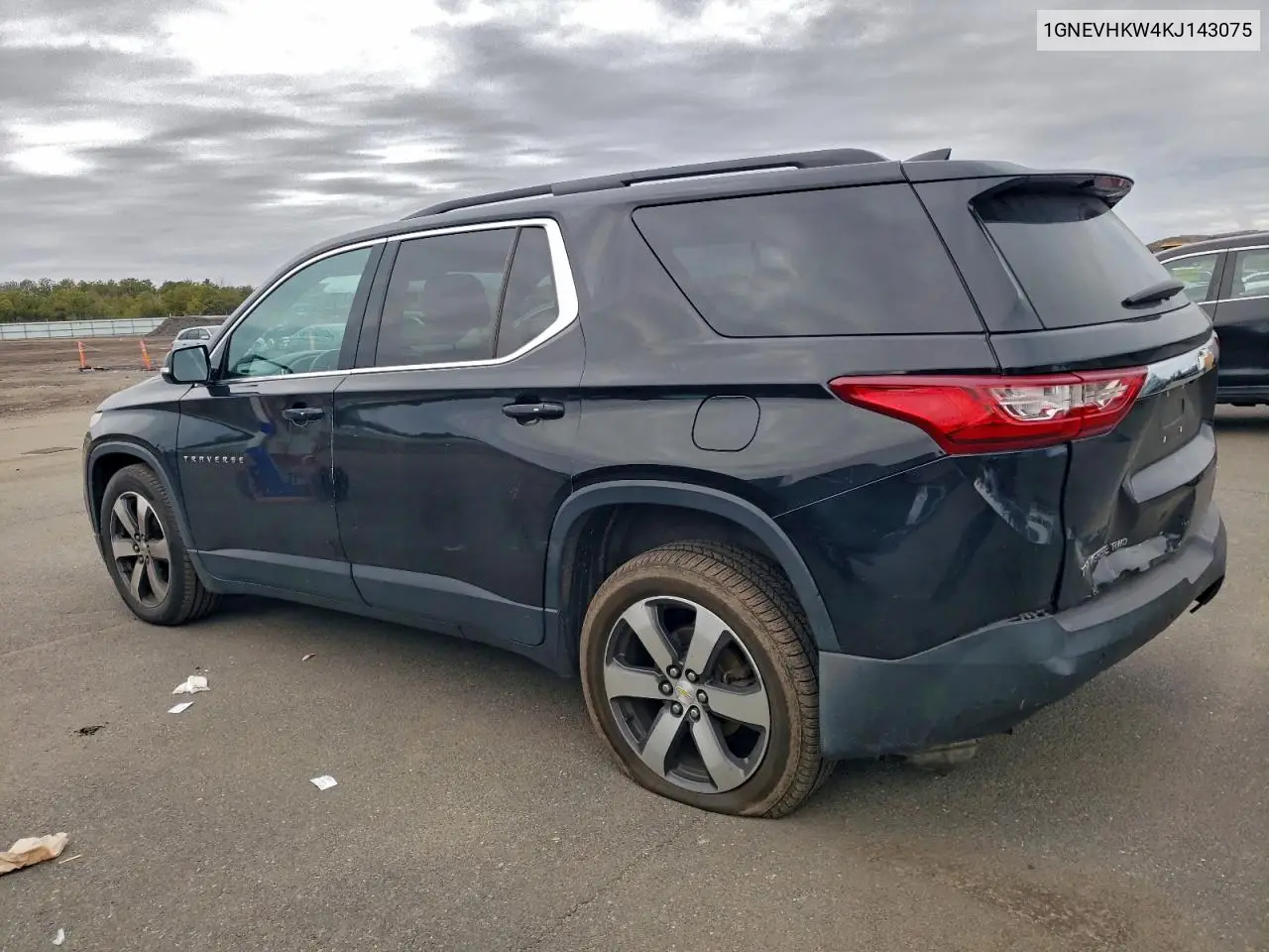 1GNEVHKW4KJ143075 2019 Chevrolet Traverse Lt