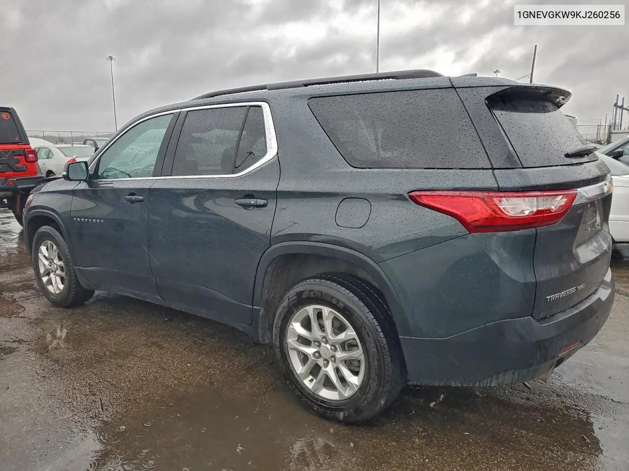 1GNEVGKW9KJ260256 2019 Chevrolet Traverse Lt