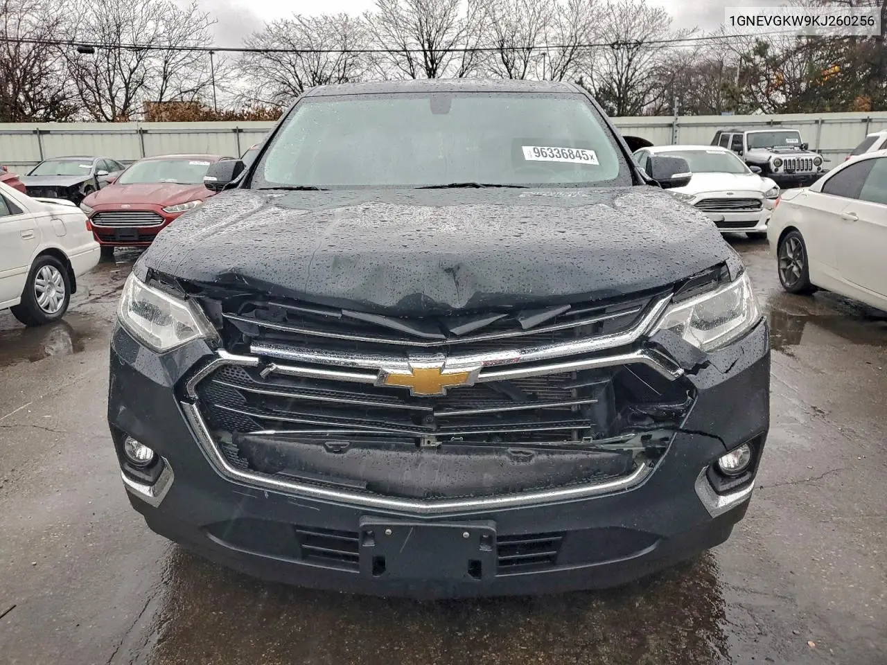 1GNEVGKW9KJ260256 2019 Chevrolet Traverse Lt