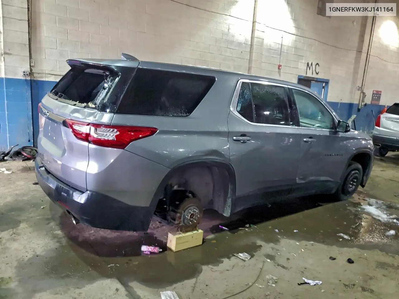 1GNERFKW3KJ141164 2019 Chevrolet Traverse Ls
