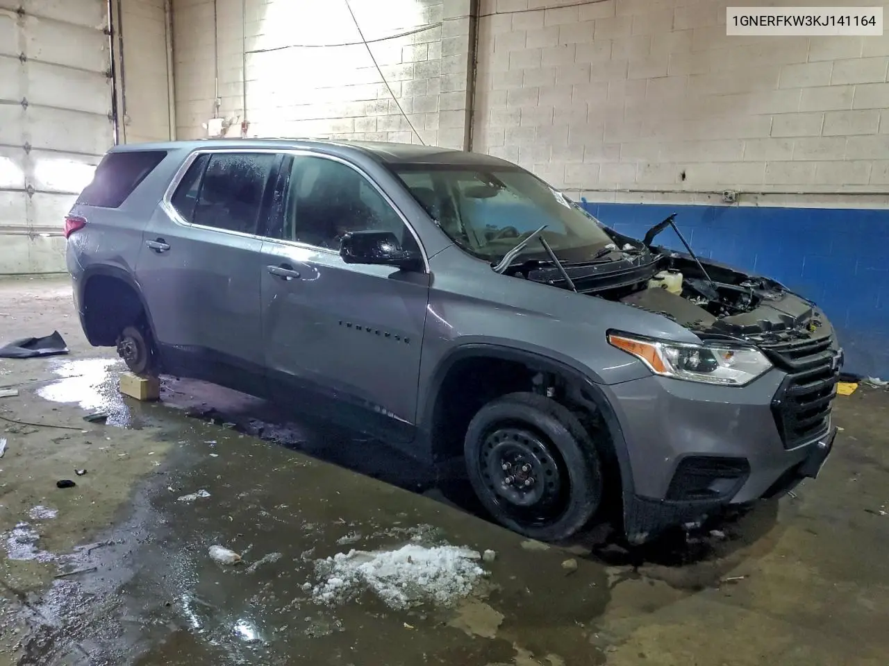1GNERFKW3KJ141164 2019 Chevrolet Traverse Ls