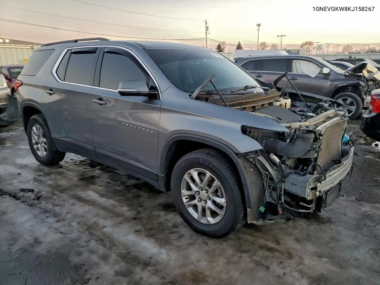 1GNEVGKW8KJ158267 2019 Chevrolet Traverse Lt